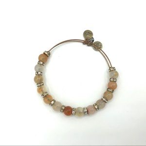 Beaded sparkle adjustable bracelet